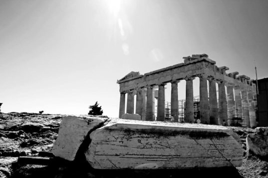 Σε Τόπους Δύναμης Μιλάμε στους Θεούς